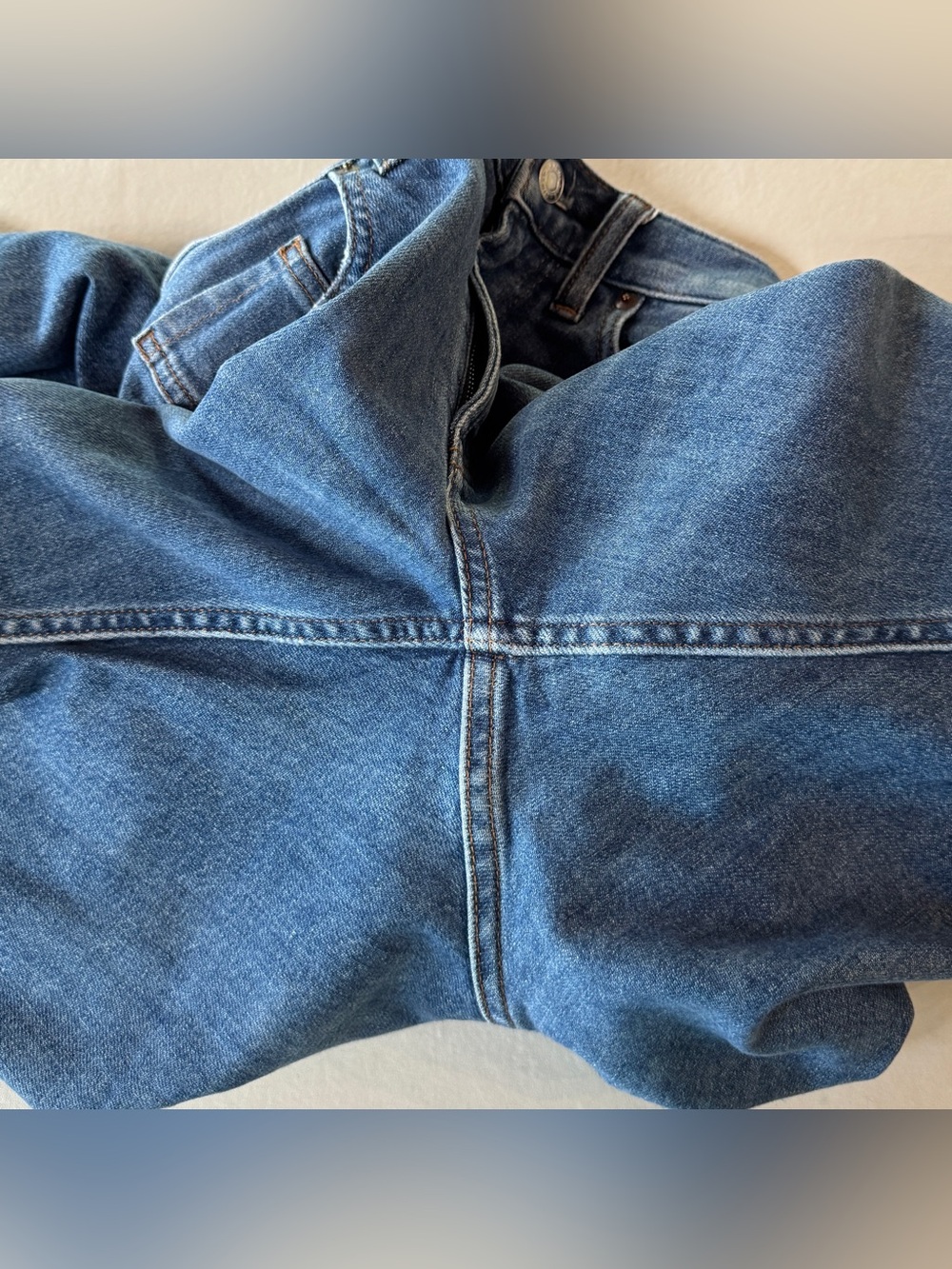 Everlane The Selvedge Slim Fit Jeans Denim Blue
Mid-Rise Organic Cotton (29) - Picture 13 of 15